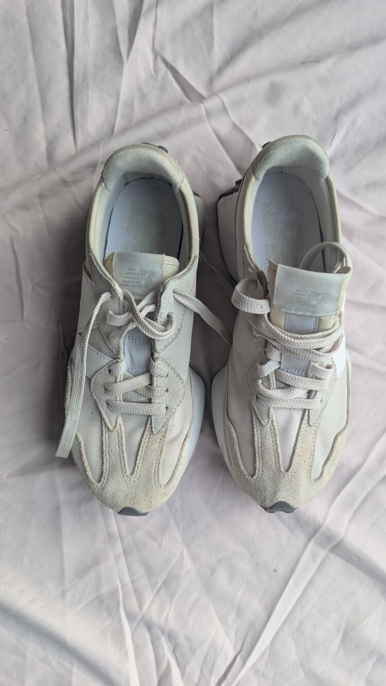 New Balance 327 Off-White Beige Light Grey Sneakers